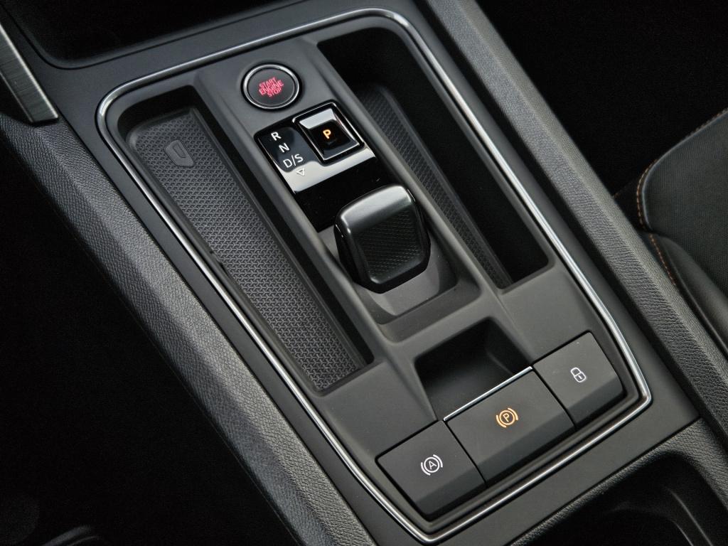 Cupra Leon Sportstourer 1.4 e-hybrid vz adrenaline | acc | camera | carplay