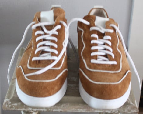 Bruin witte sneakers maat  5K