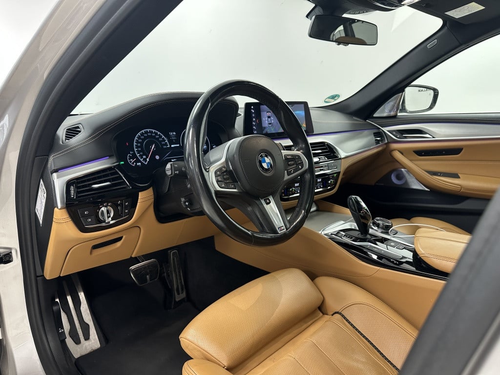 BMW 5 Serie 530e m-sport high exe. | bowers & wilkins | softclose | massage