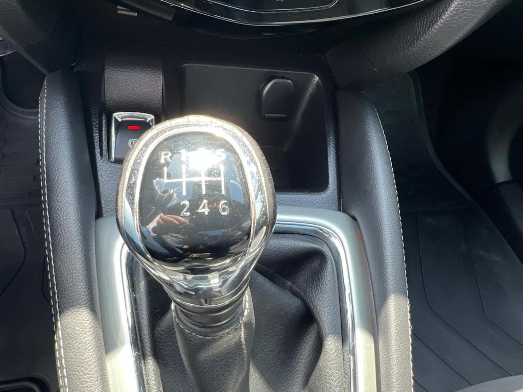 Nissan Qashqai 1.6 163pk dig-t n-vision , trekhaak