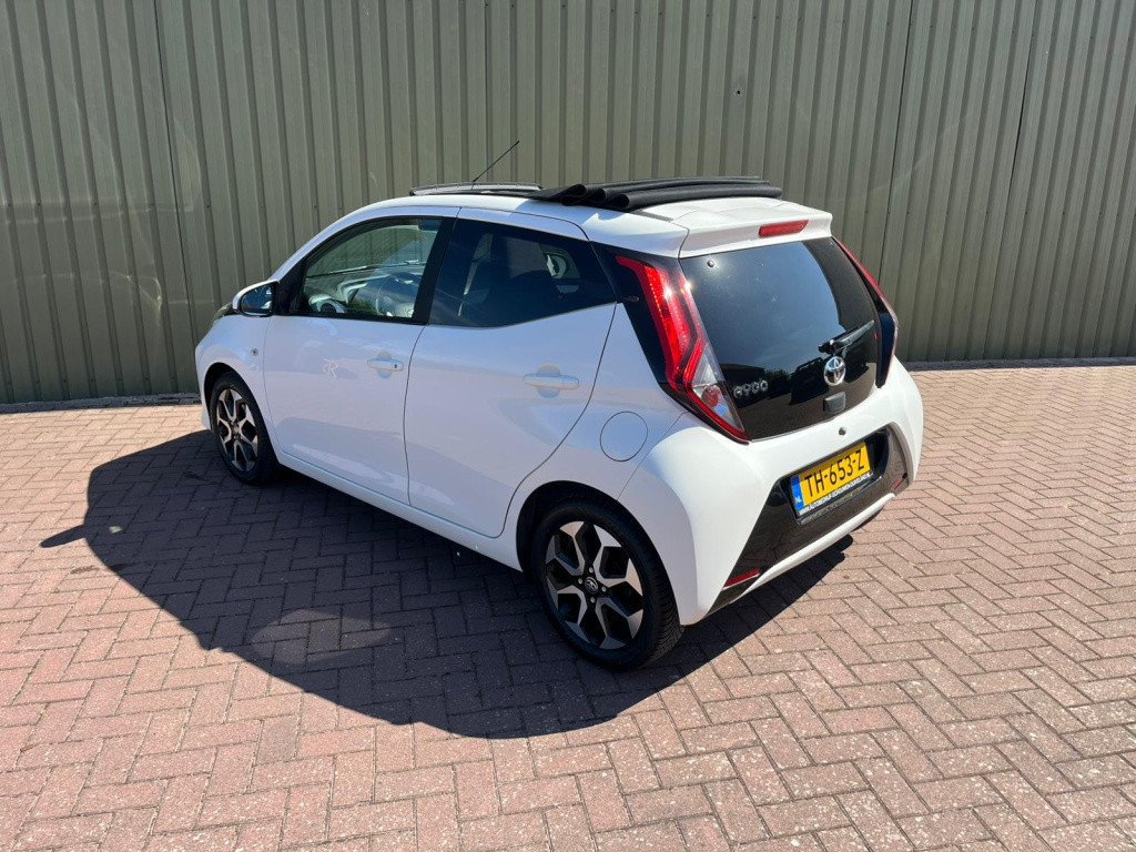 Toyota Aygo 1.0 vvt-i x-first cabriodak, apple carplay, achteruitrijcamera