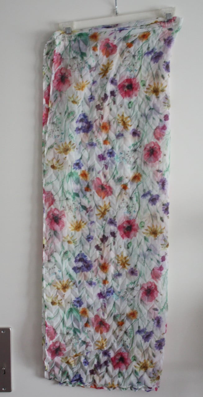 Sjaaltje met kleurrijke bloemen
