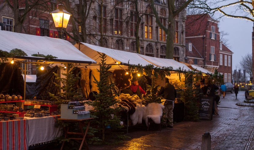 November Dickens Wintermarkt Veere ook spelletjes en puzzels 🎄🎅🎁