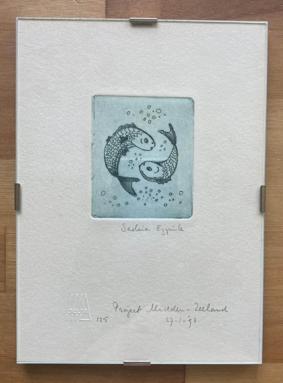 Etsje van Saskia Eggink met 2 vissen