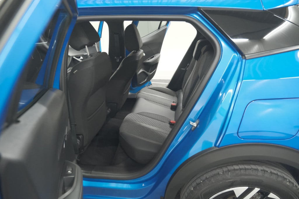 Peugeot 2008 puretech 130 eat8 blue lease allure | camera | navigatie | par