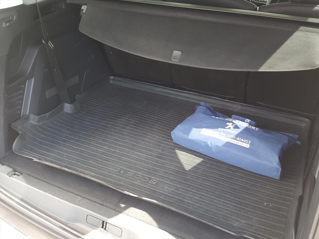 Peugeot 5008 allure 1.2 pt-130pk automaat (6t) full-led voor |comfortstoele