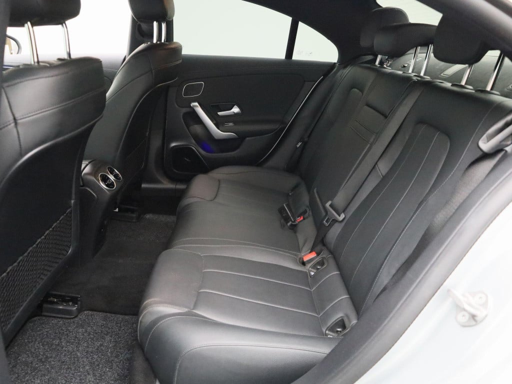 Mercedes-Benz Cla 250 e business solution luxury limited | automaat | lmv |