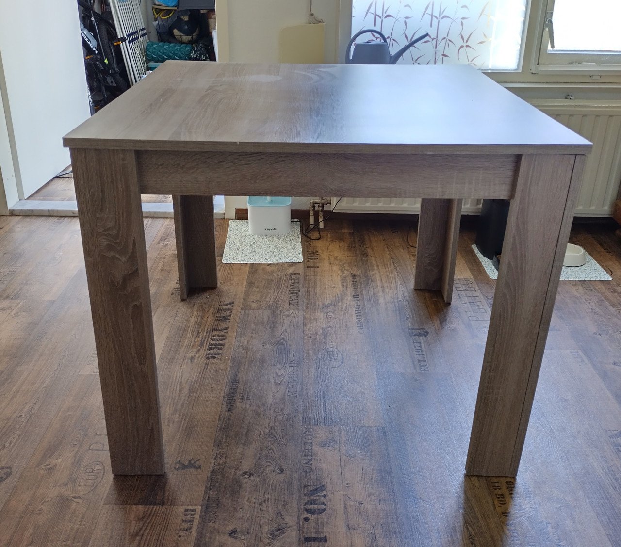 Eettafel vierkant