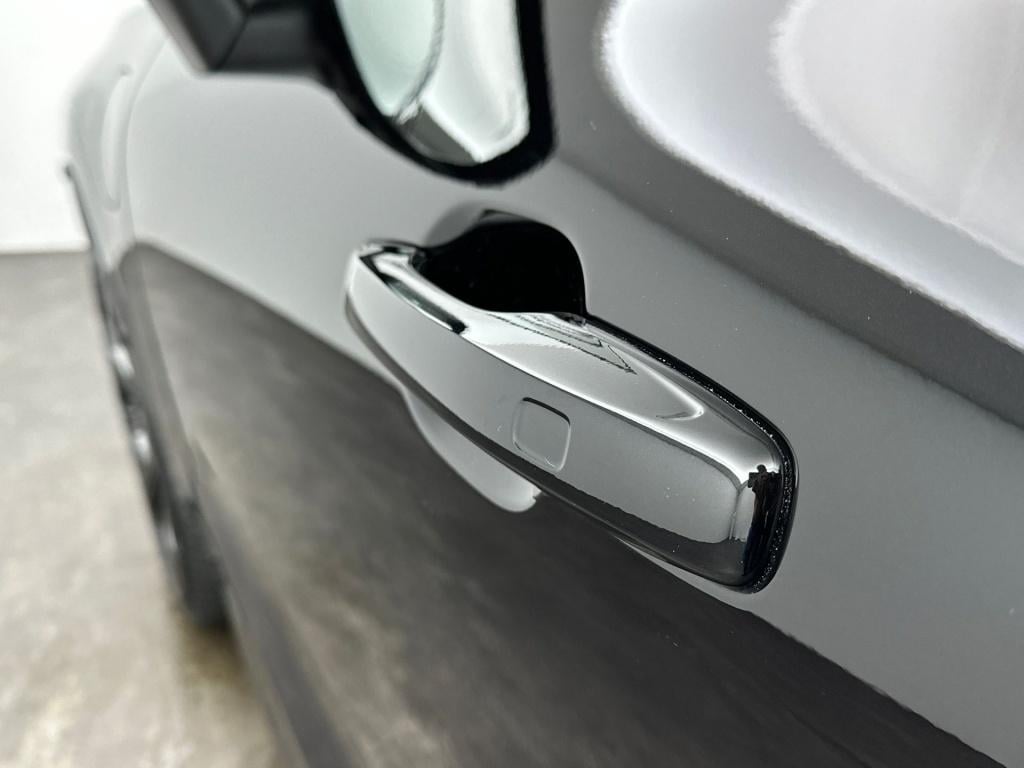Volvo XC60 t6 398pk recharge ultra black edition | b&w | luchtvering | full
