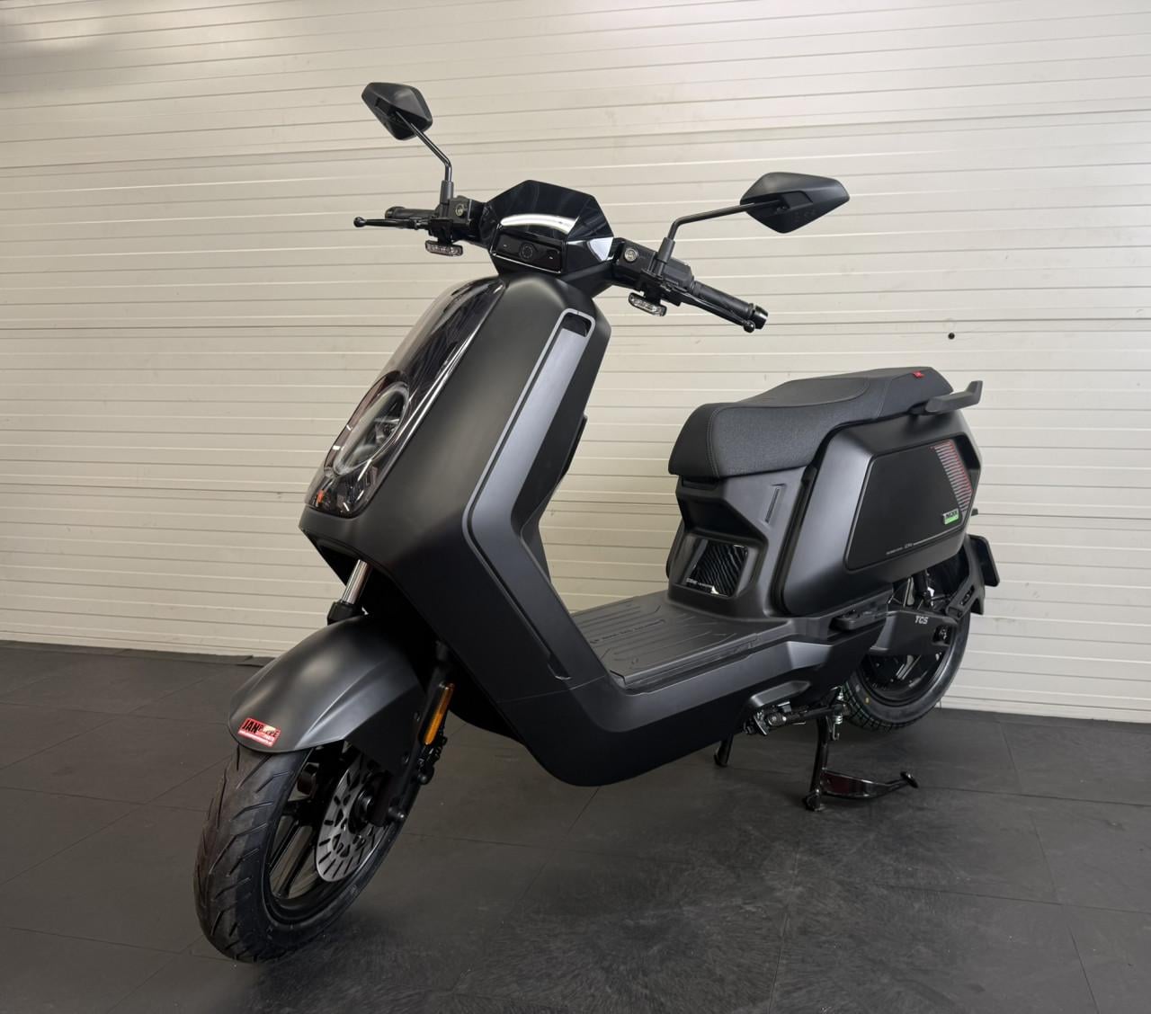 NIU NQi 150 – 25/45km – Smart E-Scooter – Nu Op Voorraad