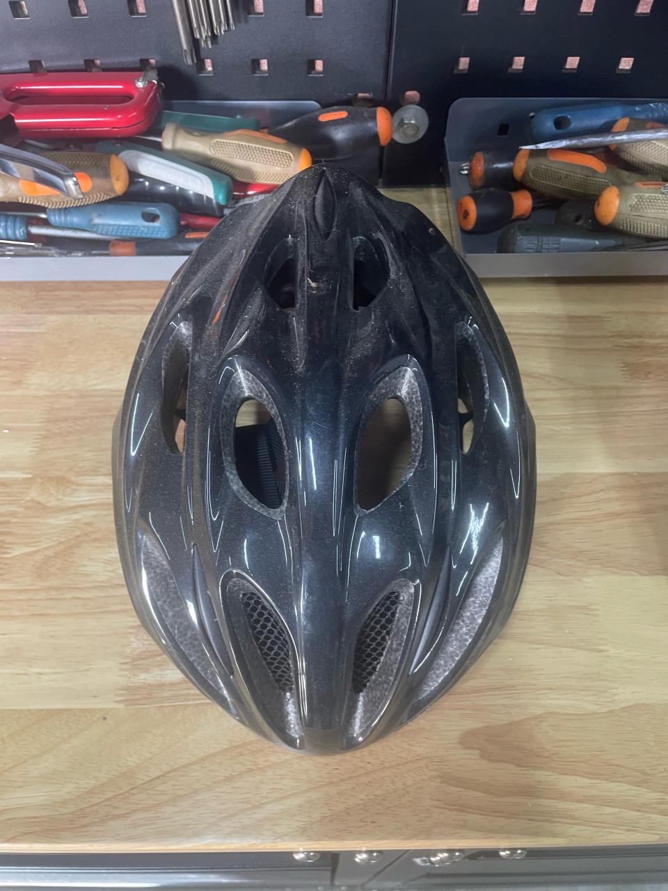 Fietshelmen 15 euro per stuk