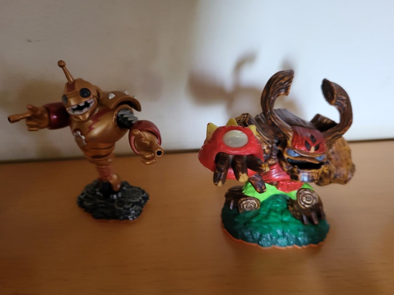 14 skylanders