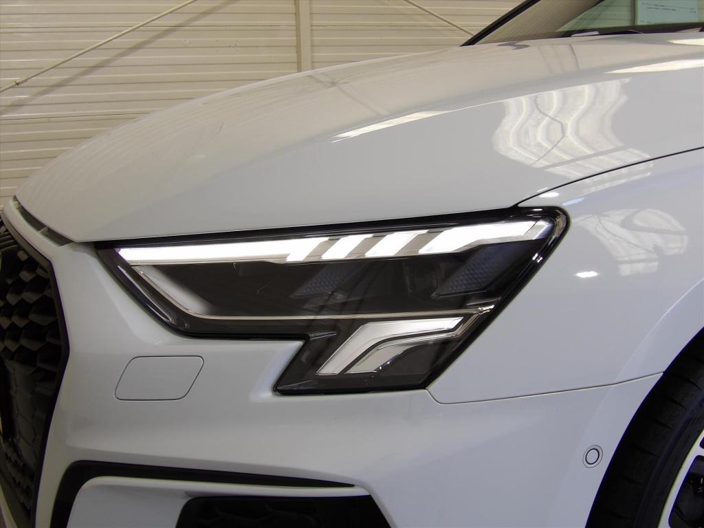 Audi A3 35 tfsi 150pk s tronic s line edition