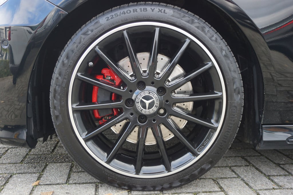 Mercedes-Benz A-Klasse 250 sport airco / navi / carplay / stoelverw. / crui