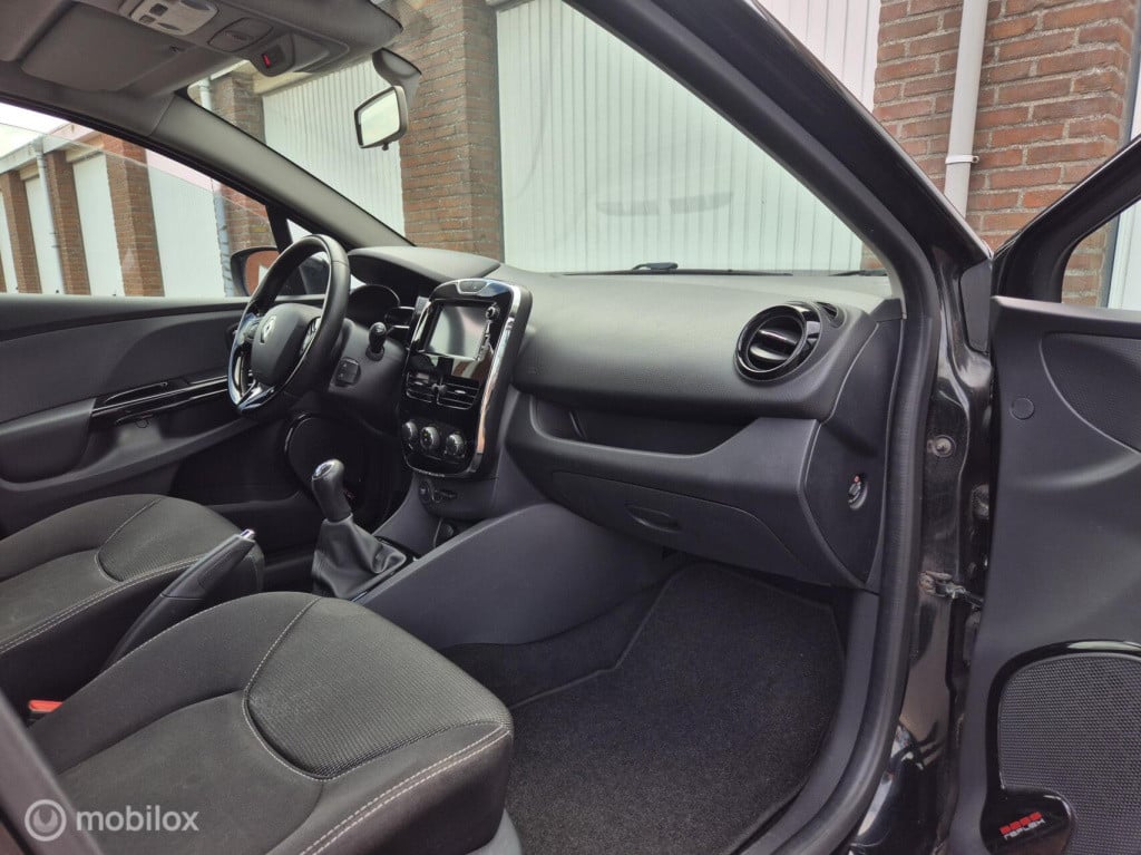 Renault Clio 0.9 tce expression / origineel nl / airco / cruisecontrol