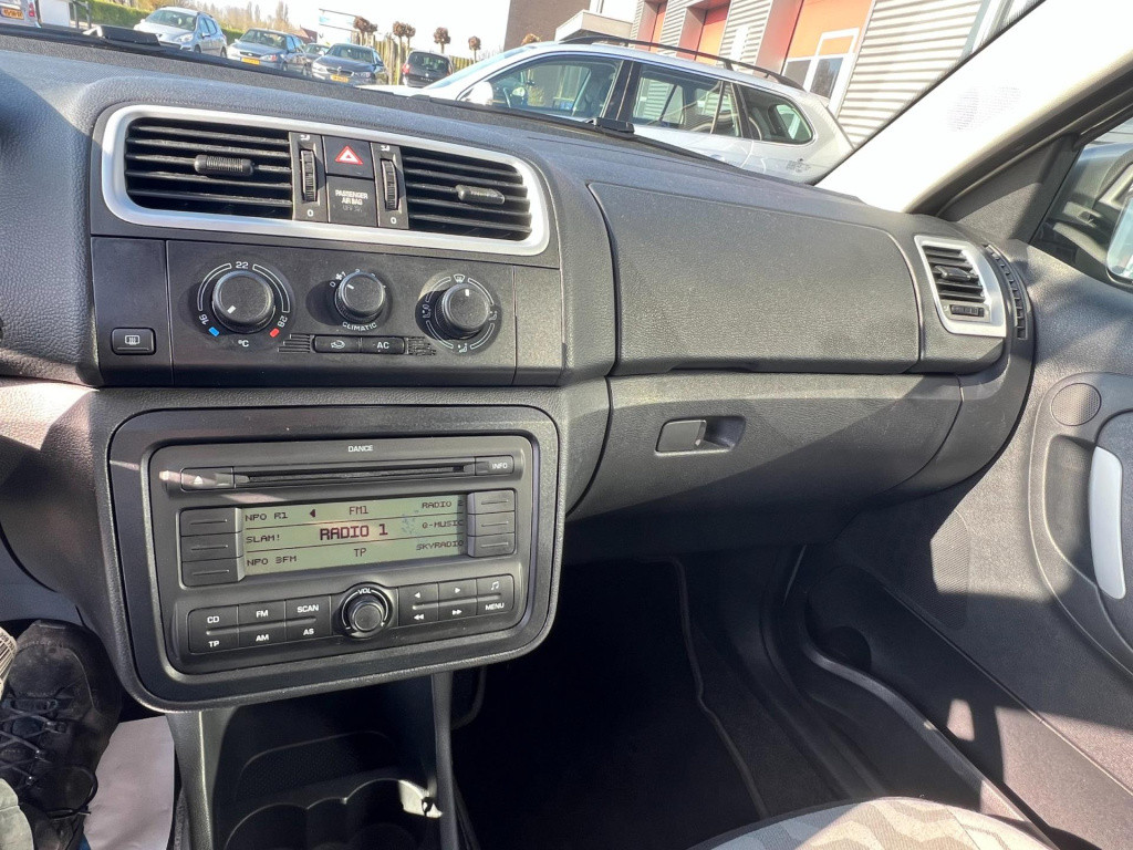 Skoda Fabia combi 1.4-16v ambition business line, airco, trekhaak enz...