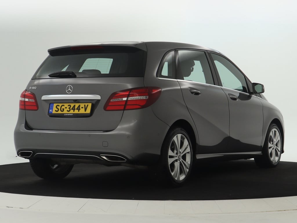 Mercedes-Benz B-Klasse 180 ambition | trekhaak | parkeersensoren | inclusie