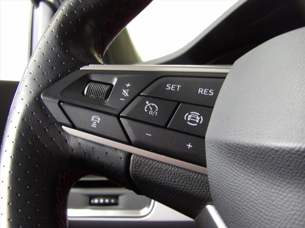 Seat Ateca 1.5 ecotsi 150pk dsg-7 fr business intense