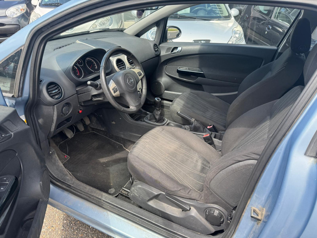 Opel Corsa 1.2-16v enjoy/lees tekst!/