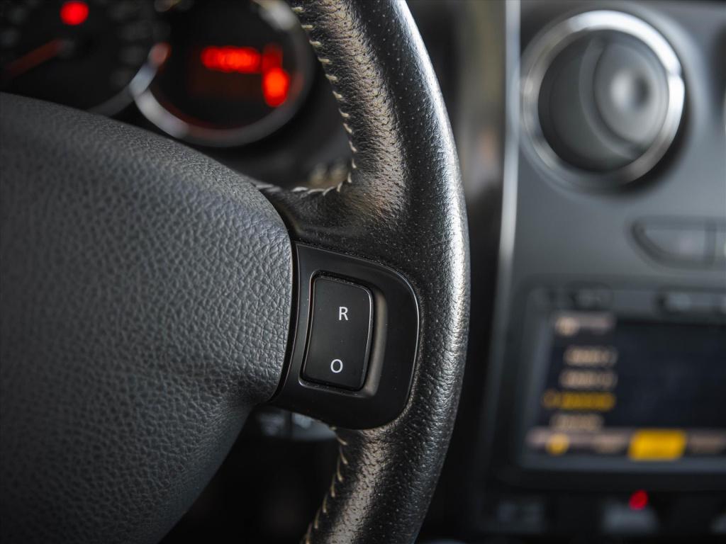 Dacia Duster tce 125pk 4x2 prestige | trekhaak | navigatie | airco | park. 
