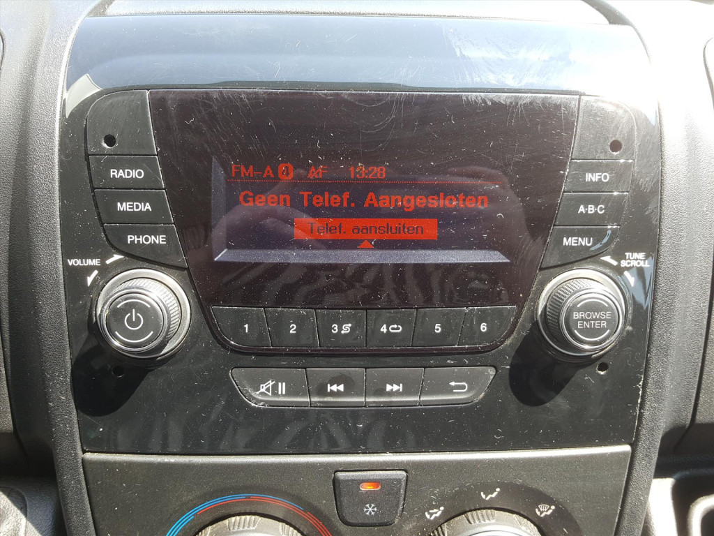 Peugeot Boxer chassisdubbelcabine 3500kg 2.2hdi-130pk dubbele cabine 7perso