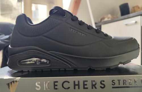 Skechers Uno maat 41, nieuw in doos