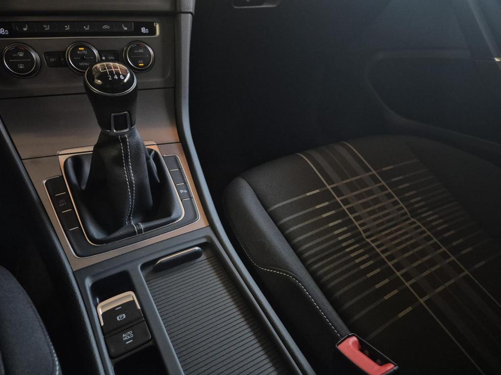 Volkswagen Golf 1.4 tsi lounge edition / dealeronderhouden