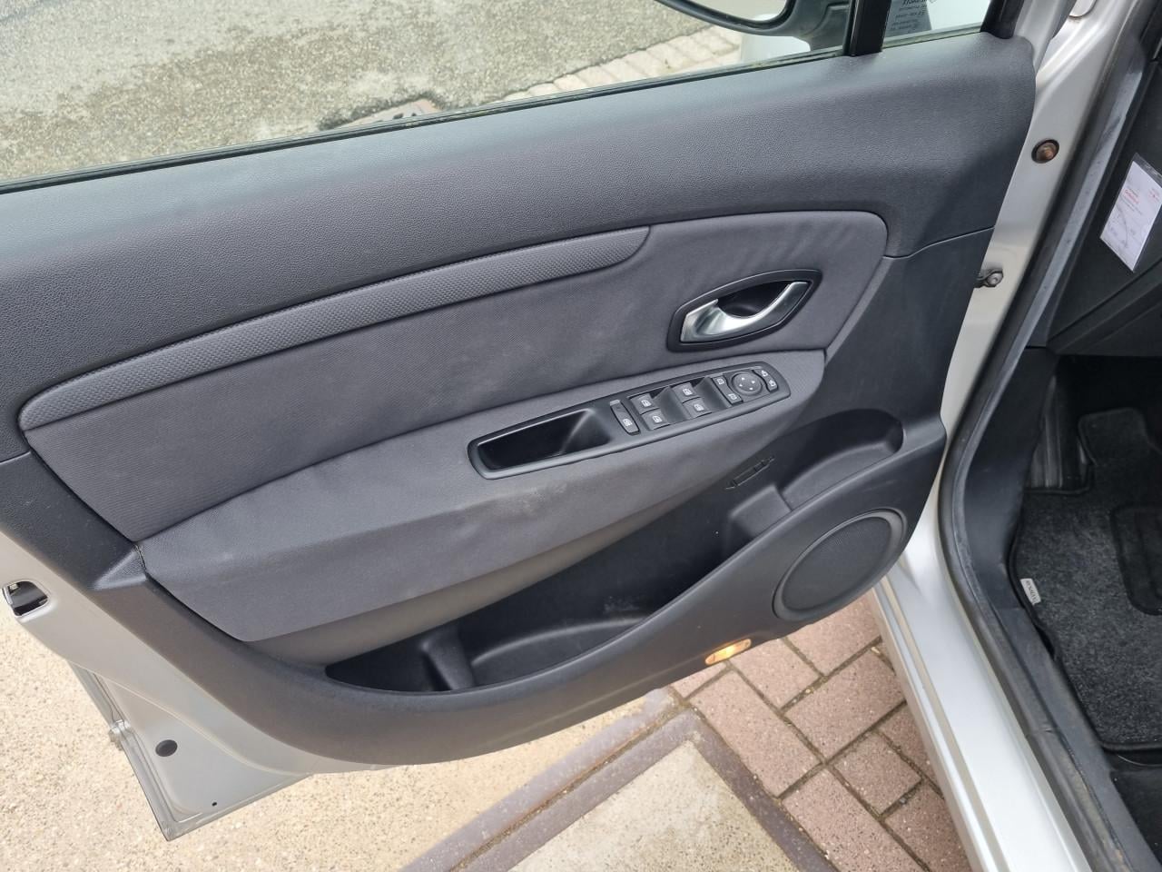 Renault Scénic 2.0 Expression Automaat | 1e Eigenaar | 62.034 KM!