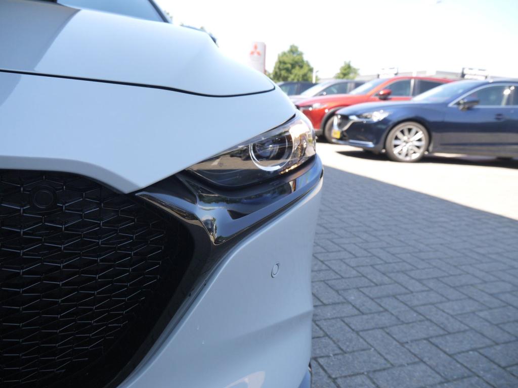 Mazda 3 2.0 e-skyactiv-x m hybrid 186 nagisa|rijklaar
