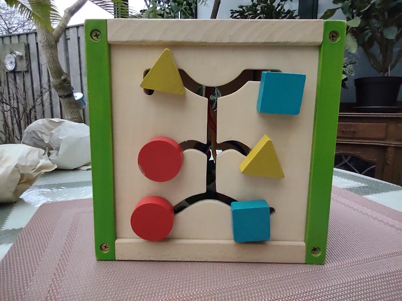 Keyrig nette multifunctionele speelbox of speeldoos. Ever Earth.