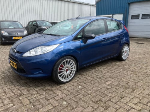Ford fiesta 1.25 trend 5 deurs airco