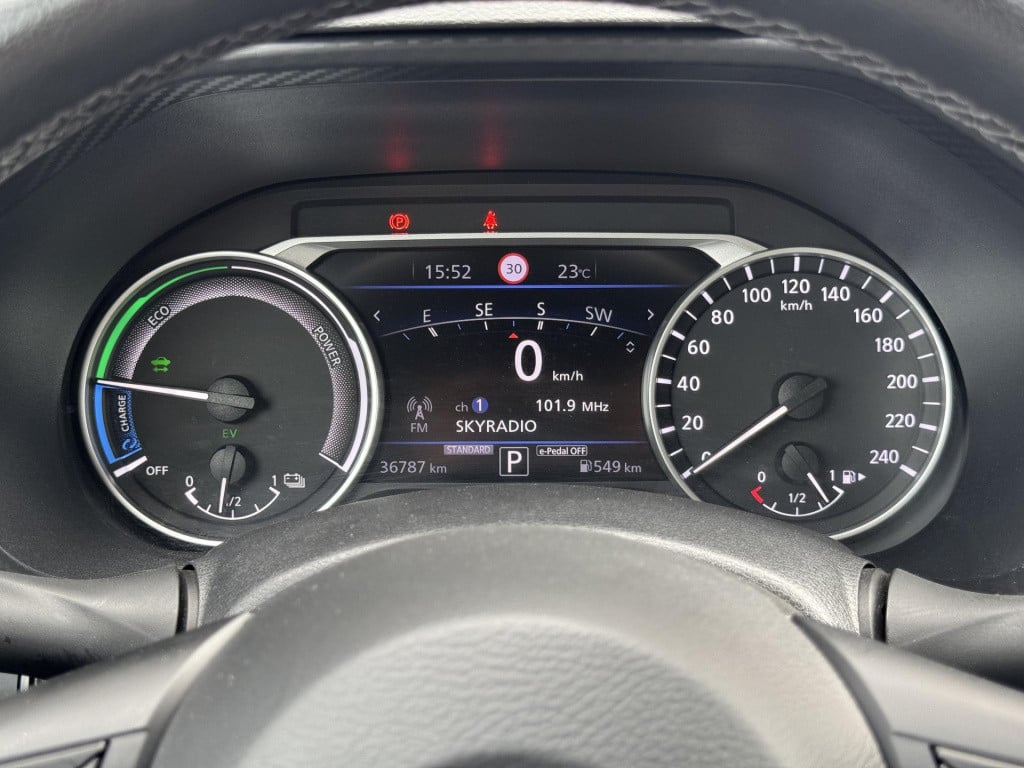 Nissan Juke 1.6 hybrid n-design cold pack