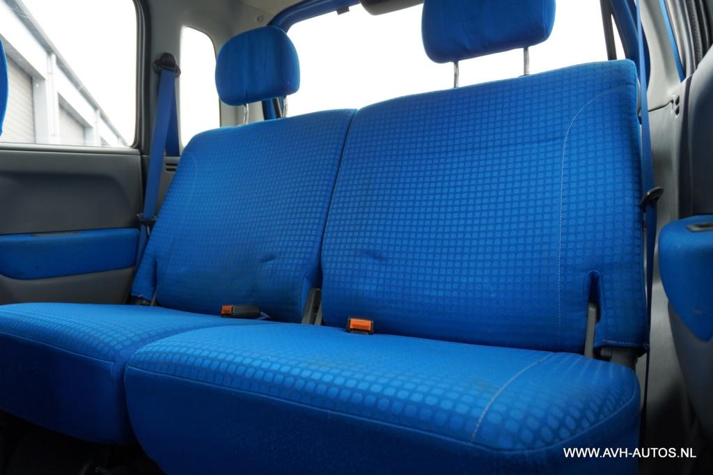 Opel Agila 1.2-16v color edition