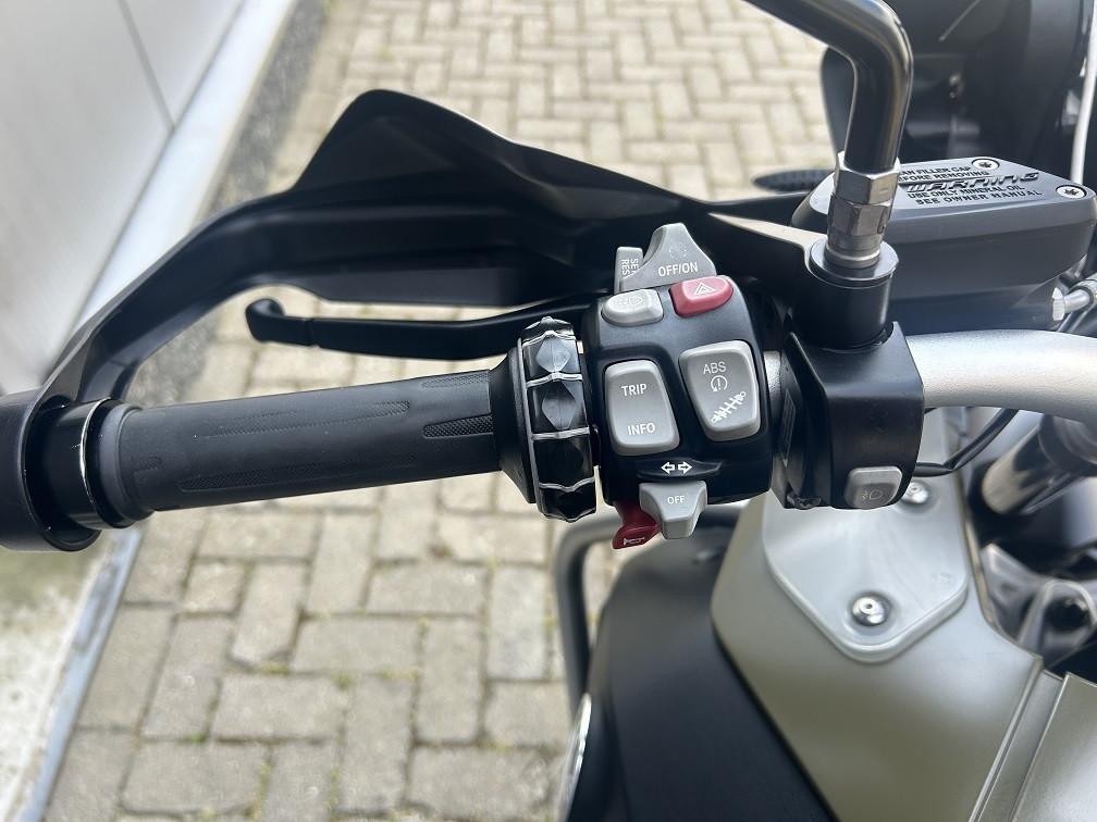 Bomvolle en mooie BMW R1200GS LC Adventure uit 2014 met 107 dkm €9500.-