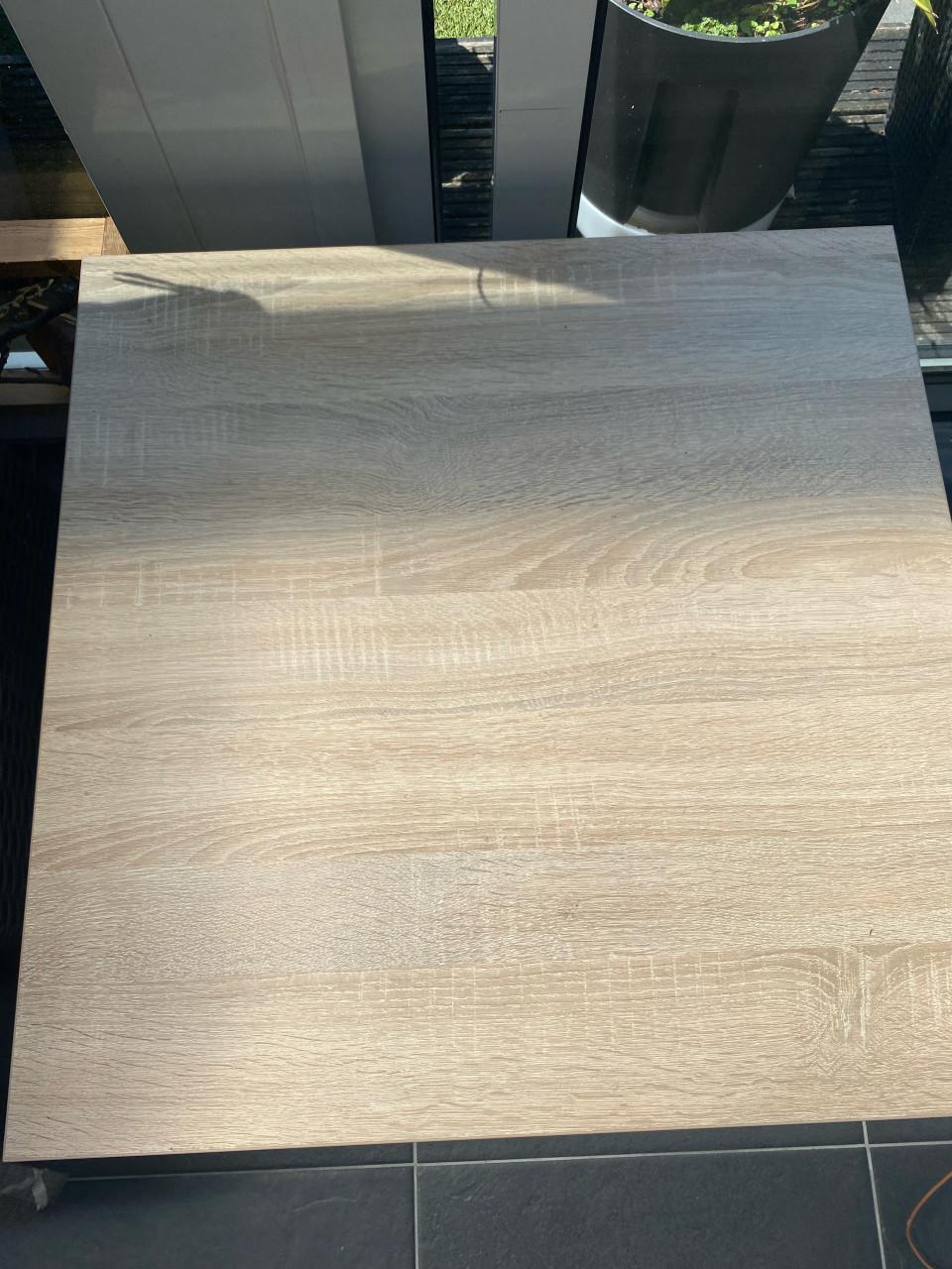 Te koop hoektafel/ bijzettafel