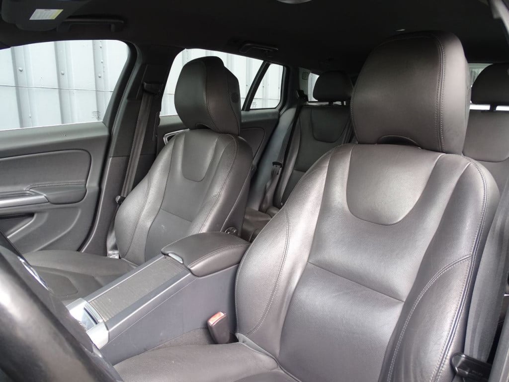 Volvo V60 2.4 d6 awd plug-in hybrid summum | xenon | leder | memory | pdc