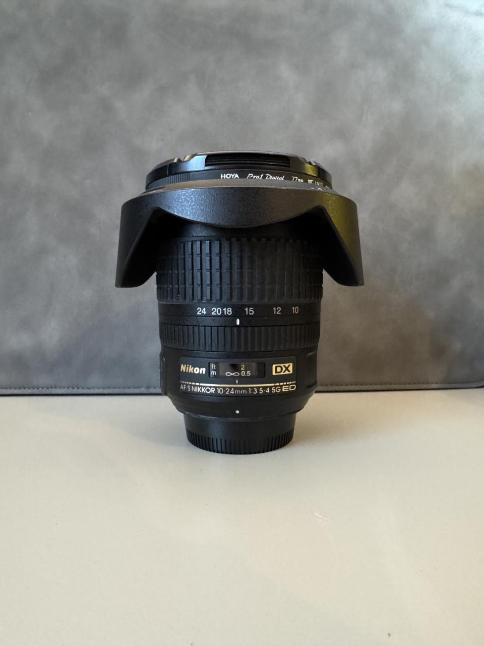 Nikon D5300 + 3 lenzen (10–24, 18–55 VR, 35mm f/1.8) - Complete set!