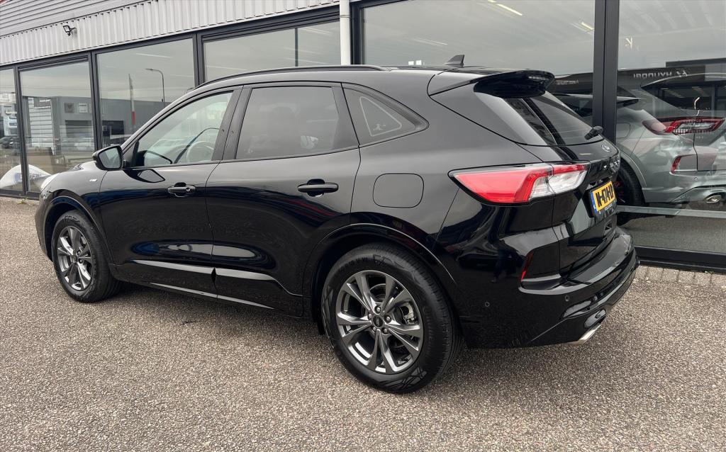 Ford Kuga 1.5 ecoboost 150pk st-line winterpack , carplay