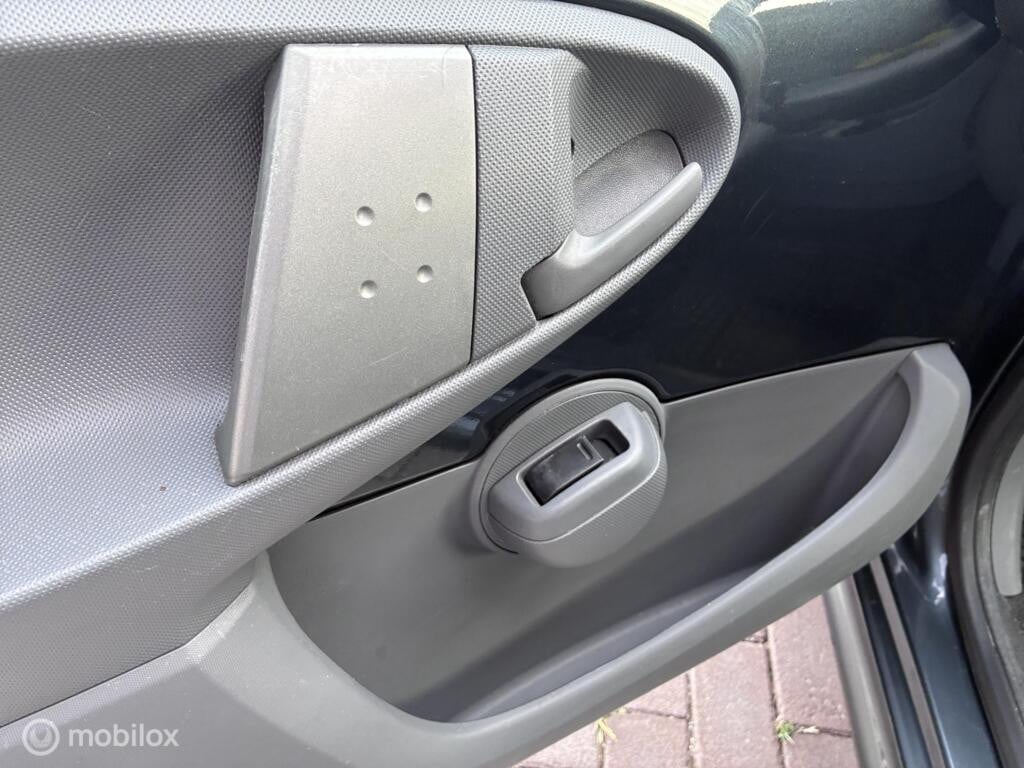 Citroen C1, 1.0-12V Ambiance Airco 5Deurs km148.276 Nap BJ2011