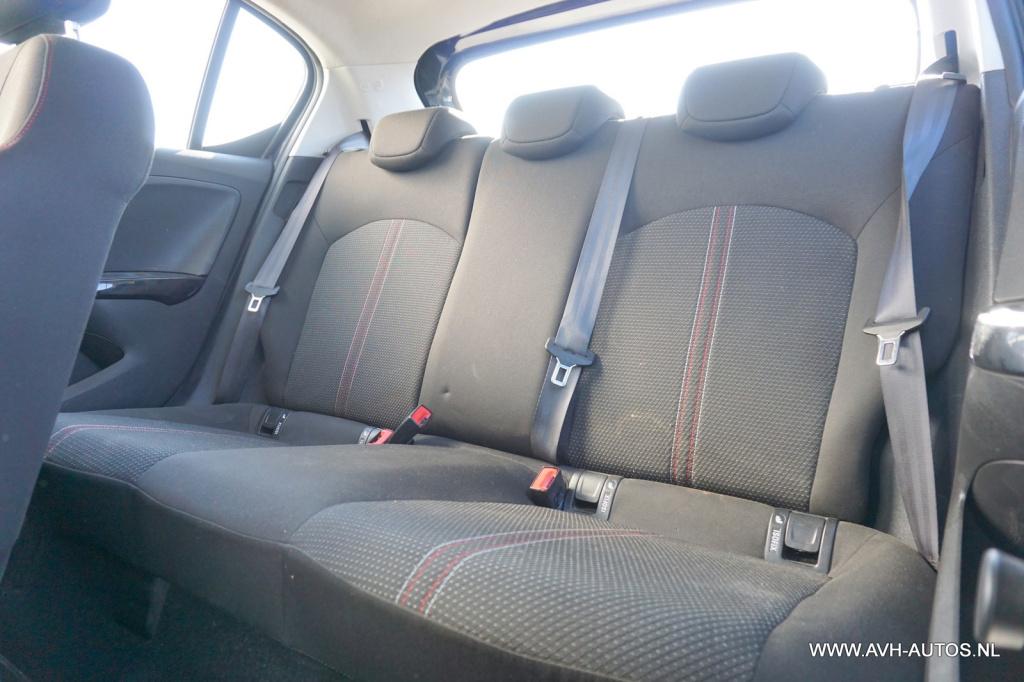 Opel Corsa 1.4 online edition