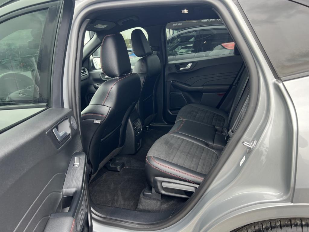 Ford Kuga 2.5 phev e-cvt 225pk st-line x ,adaptive cc , trekhaak , voorruit