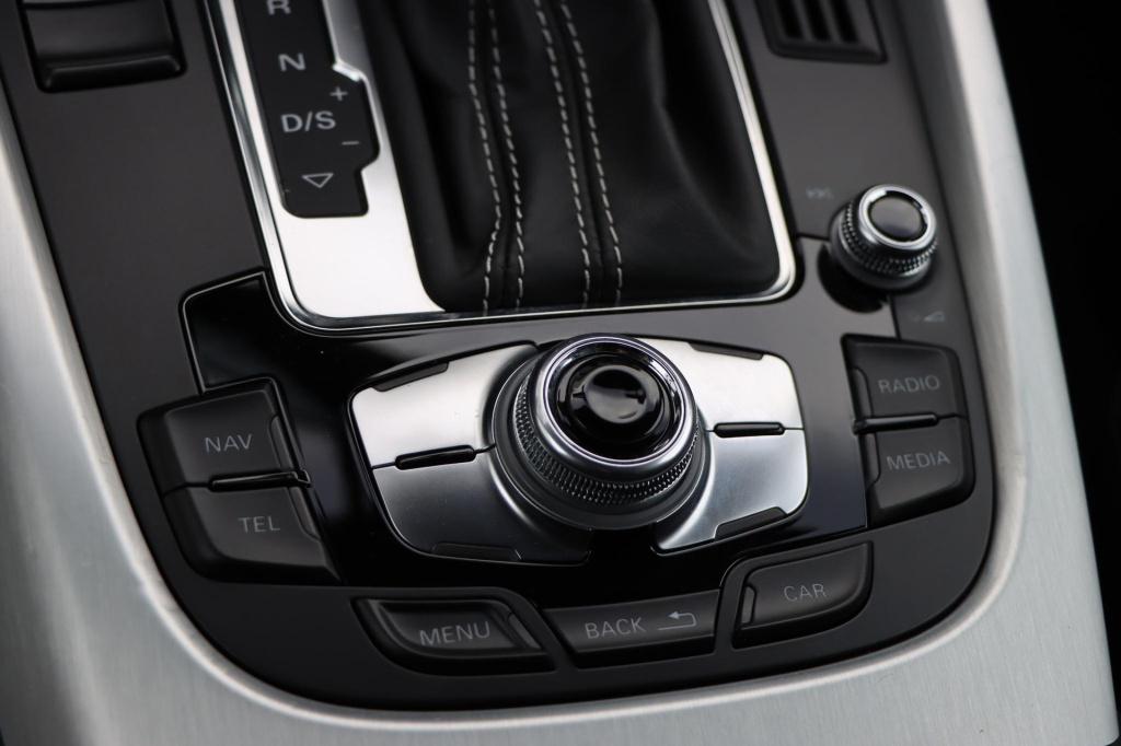 Audi Q5 2.0 tfsi quattro adrenalin sport s-line 230pk tiptronic