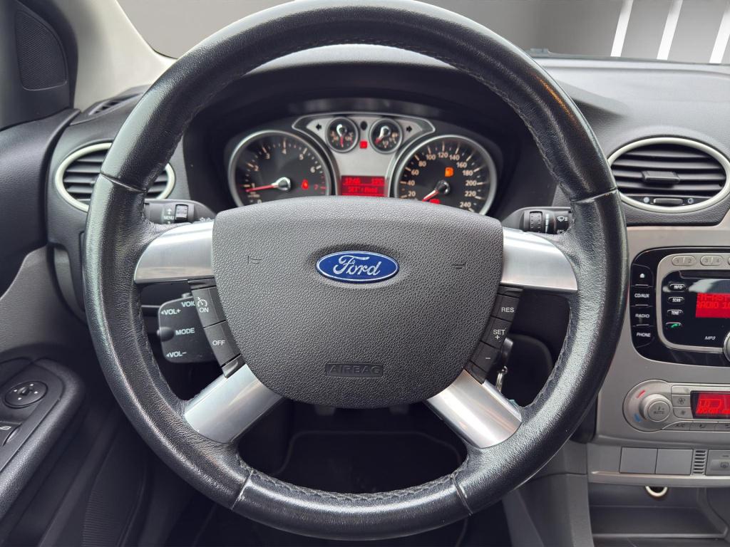 Ford Focus 1.6 trend clima cruise