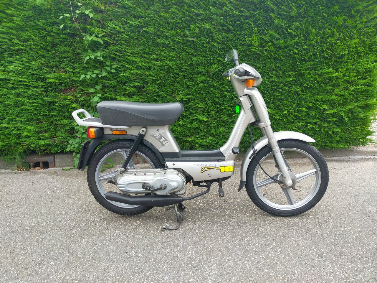Piaggio Vespino F18