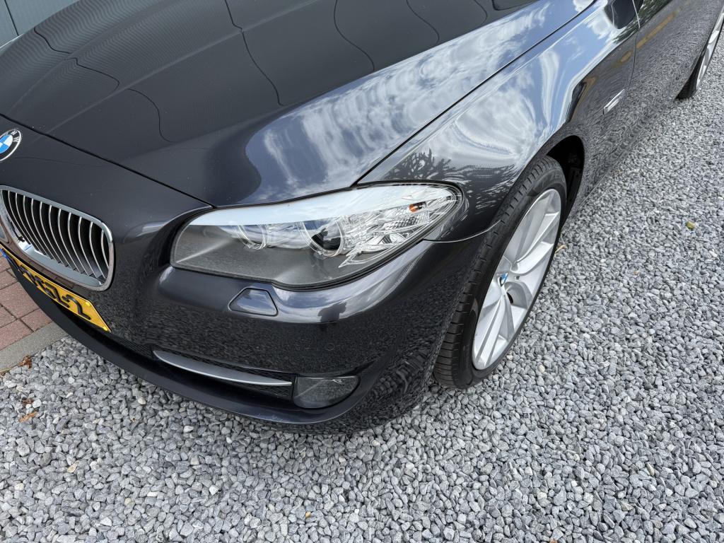 BMW 5 Serie 528i 6-cilinder executive sedan