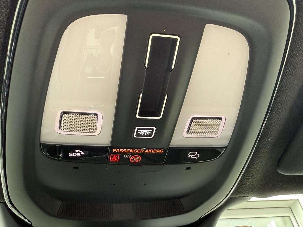 Volvo Ex40 ext.range ultra 82 kwh| panodak| trekhaak| 360camera| adap.cruis