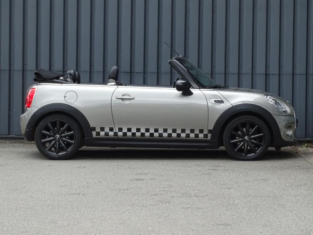 Mini Cooper Cabrio mini 1.5 chili serious business | cabriolet | led | lede