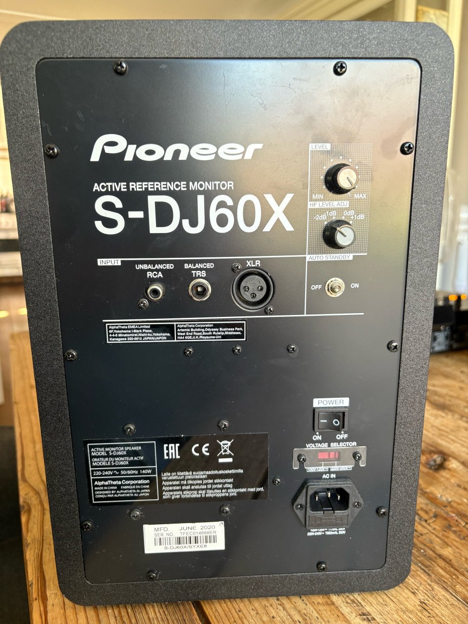 Pioneer XDJ-RX2 Dj Set+ Pioneer S-DJ60X actieve speakers+ Odyusa flightcase