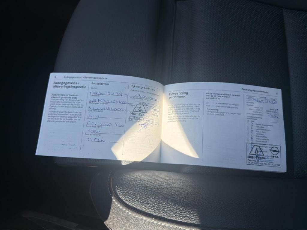 Opel Zafira 1.6 cosmo leder camera clima stoelverwarming