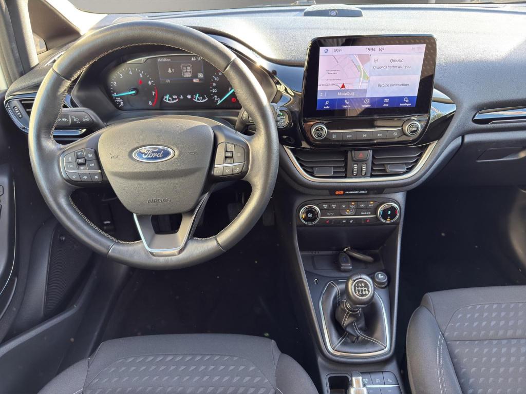 Ford Fiesta 1.0 ecoboost titanium | camera | parksensors | stoel/stuurverwa
